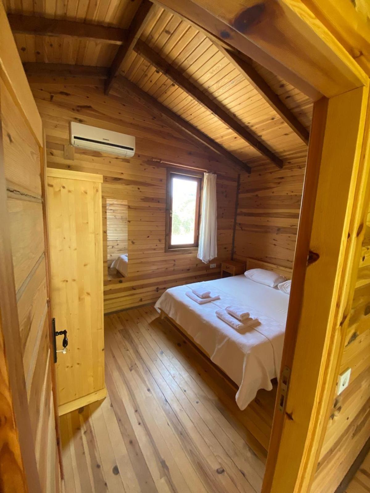 Suzi'Nin Bahcesi Bungalov Evler Datça Esterno foto
