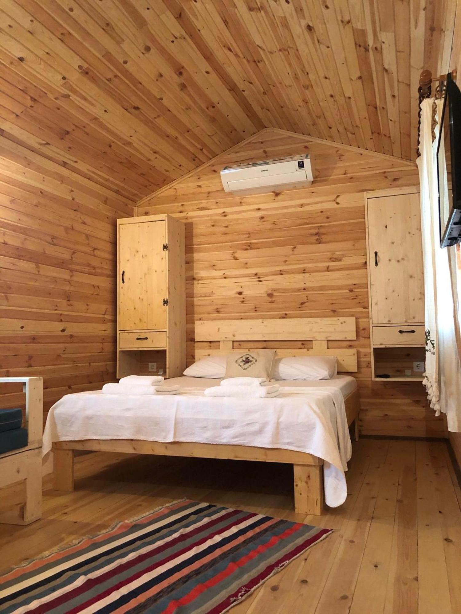 Suzi'Nin Bahcesi Bungalov Evler Datça Esterno foto